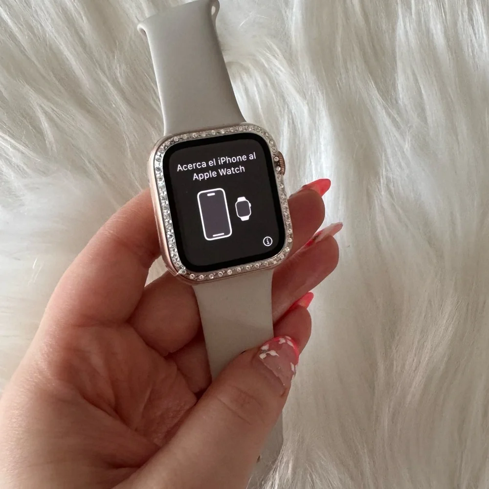 Apple Smartwatch SE & Accessories
